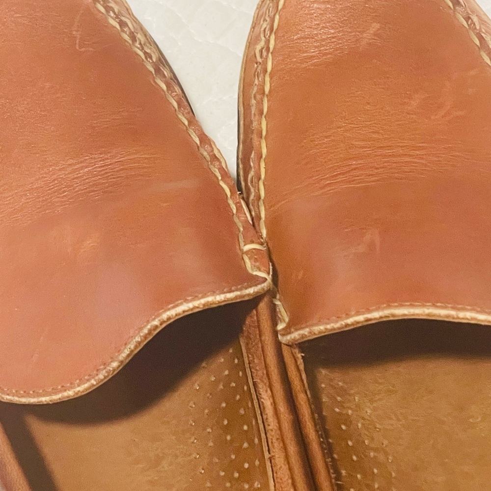 Allen Edmonds - Picture 5 of 13
